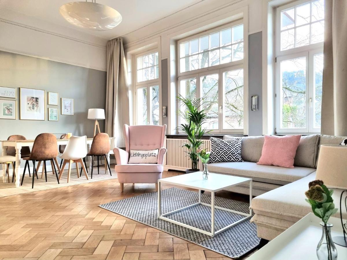 Charysma - Jugendstil Trifft Moderne, Schlafzimmer Mit Smart-Tv, Tischfussball, Darts, Parkplatz ハーメルン エクステリア 写真